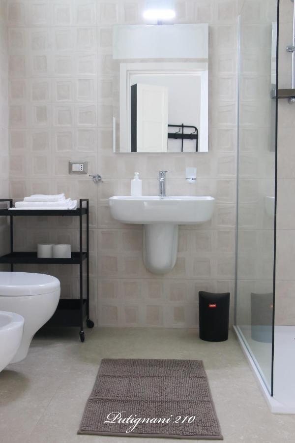 Putignani 210 Apartment Bari Esterno foto